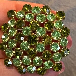 1950’s-1960’s Vintage Austria Green Rhinestone Cluster Brooch – Gold Tone